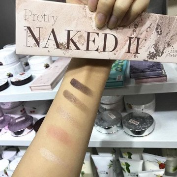 Pretty NAKED II - Natūrali paletė su uogų ir vaisių pigmentais