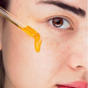 Multi-Vitaminai + Antioksidantai koncentruotas naktinis veido aliejukas