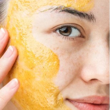 50% Vitamino C veido kaukė