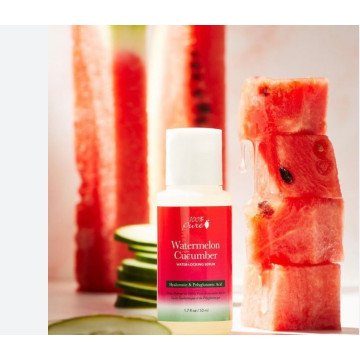 Natūralus arbūzų ir agurkų drėkinantis veido serumas