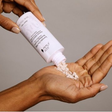 Lavender Oat Milk Soothing Cleanser / Powder